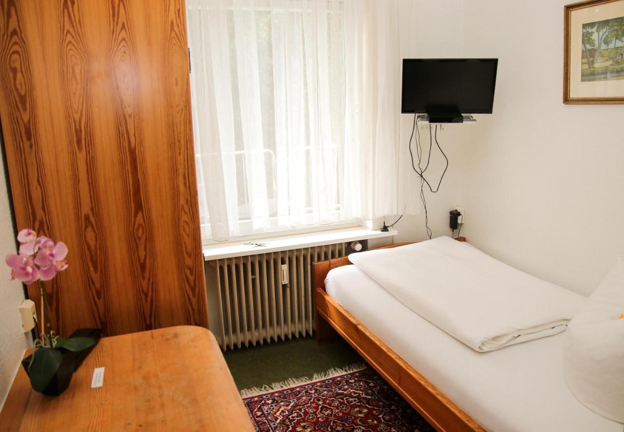 Hotel Meiendorfer Park Hamburgo Exterior foto